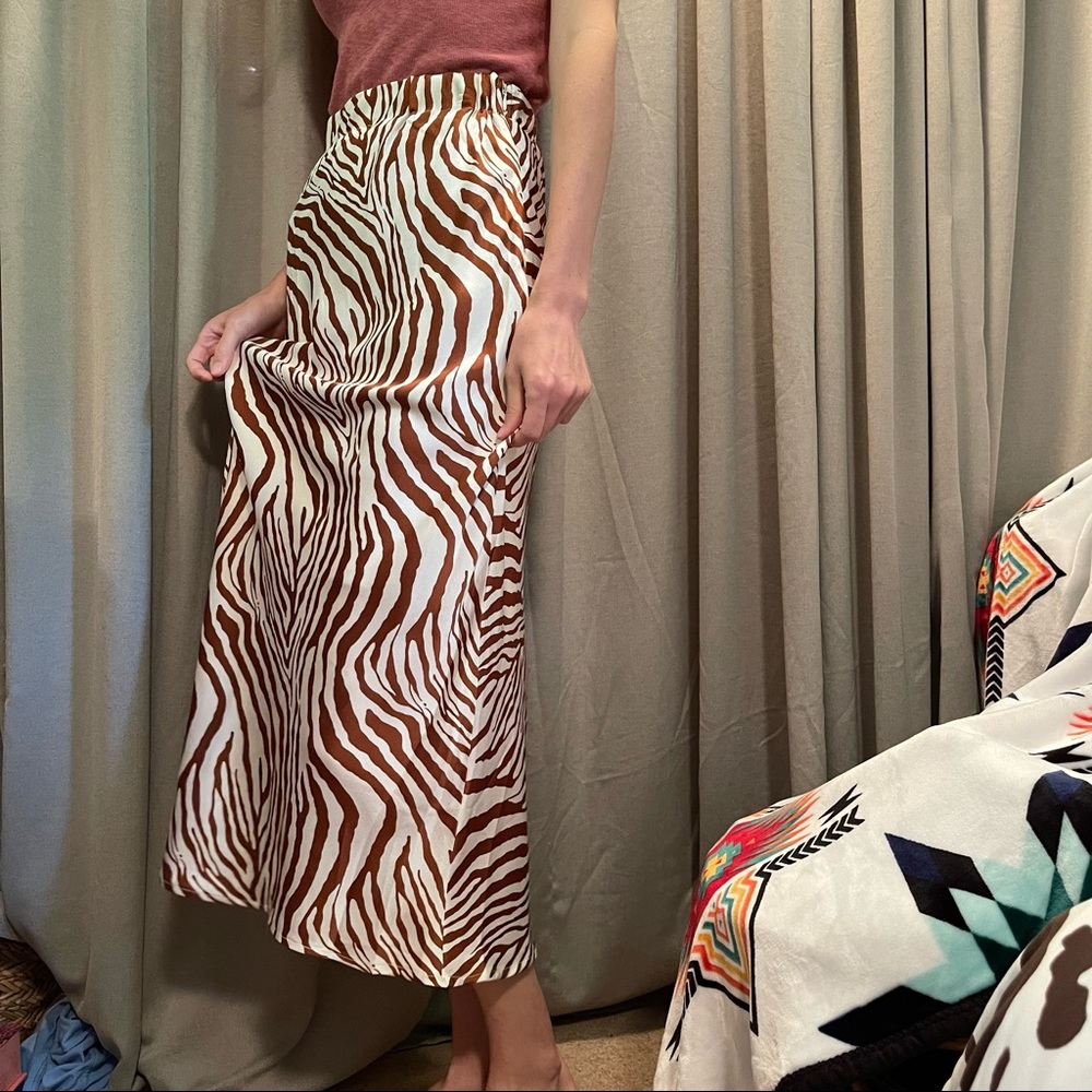 NWT zebra skirt